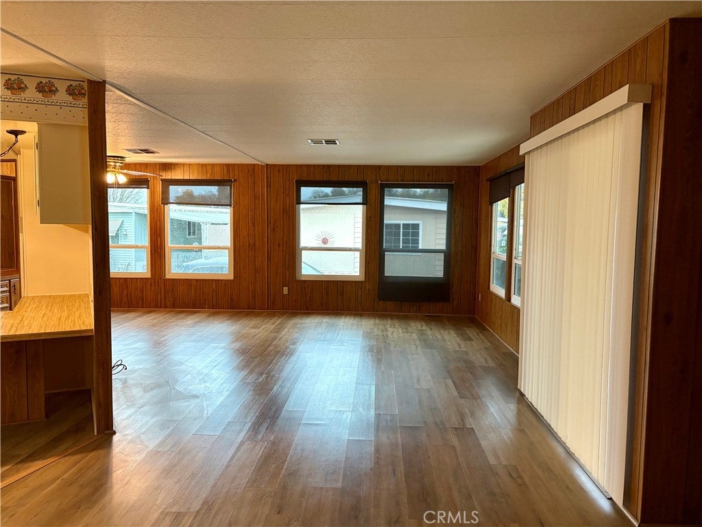 1901 Dayton Road 6