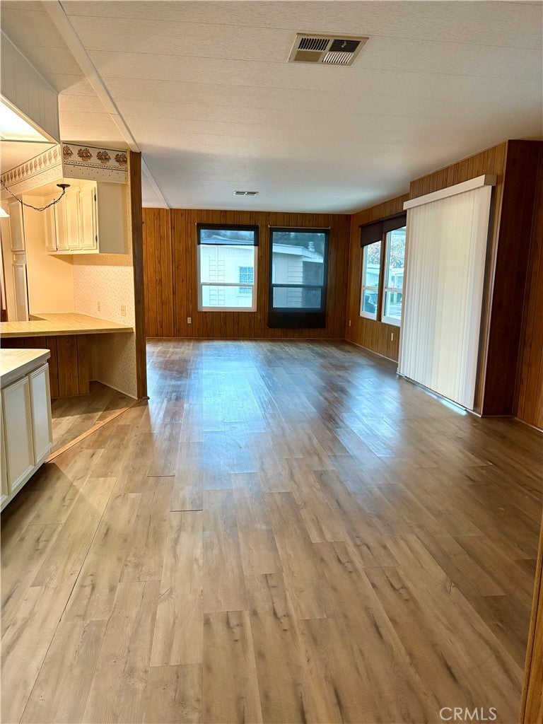1901 Dayton Road 6