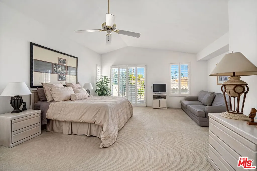 Cathedral City, California 92234, United States, 3 Bedrooms Bedrooms, ,4 BathroomsBathrooms,Residential,Pending,184045