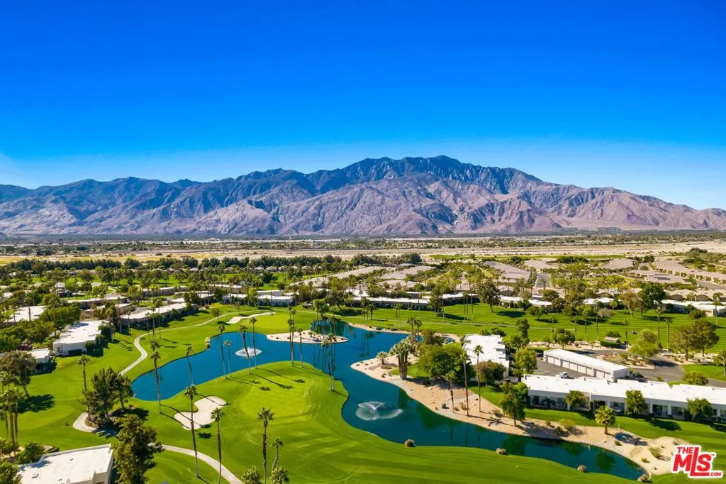 Cathedral City, California 92234, United States, 3 Bedrooms Bedrooms, ,4 BathroomsBathrooms,Residential,Pending,184045