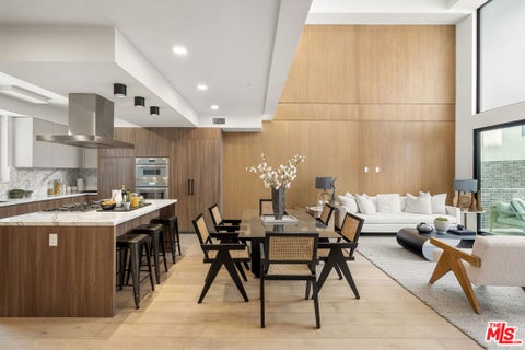 Photo of 12304 Moorpark Street #101, Los Angeles, CA 91604 (MLS # 26861571)