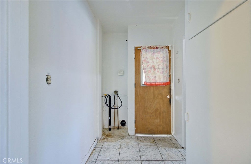3451 Estrada, Los Angeles CA 90023