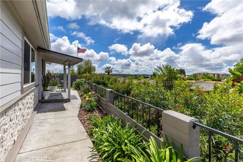 Tiny photo for 334 Quail Summit Smt, Paso Robles, CA 93446 (MLS # NS26079000)