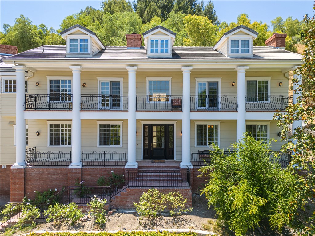 9 Zanja Lane