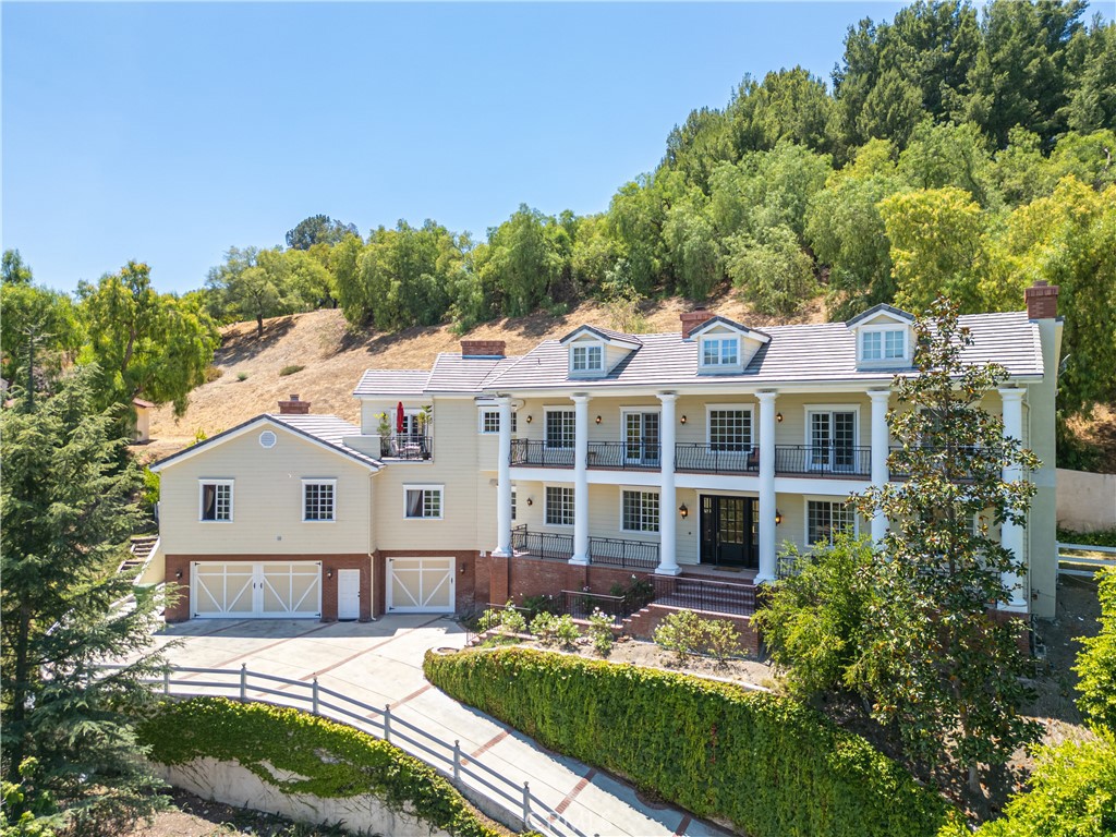 9 Zanja Lane