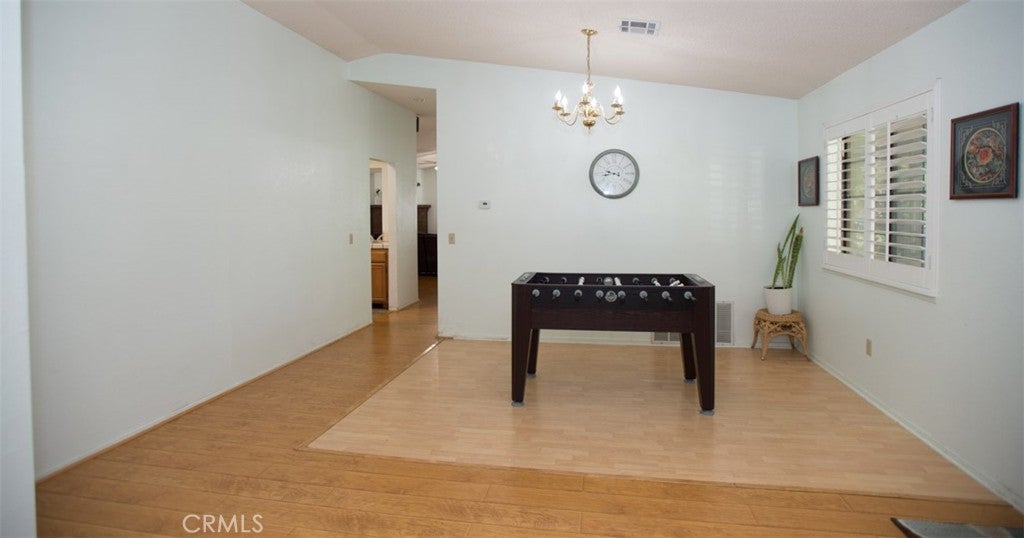 42220 Woodstone
