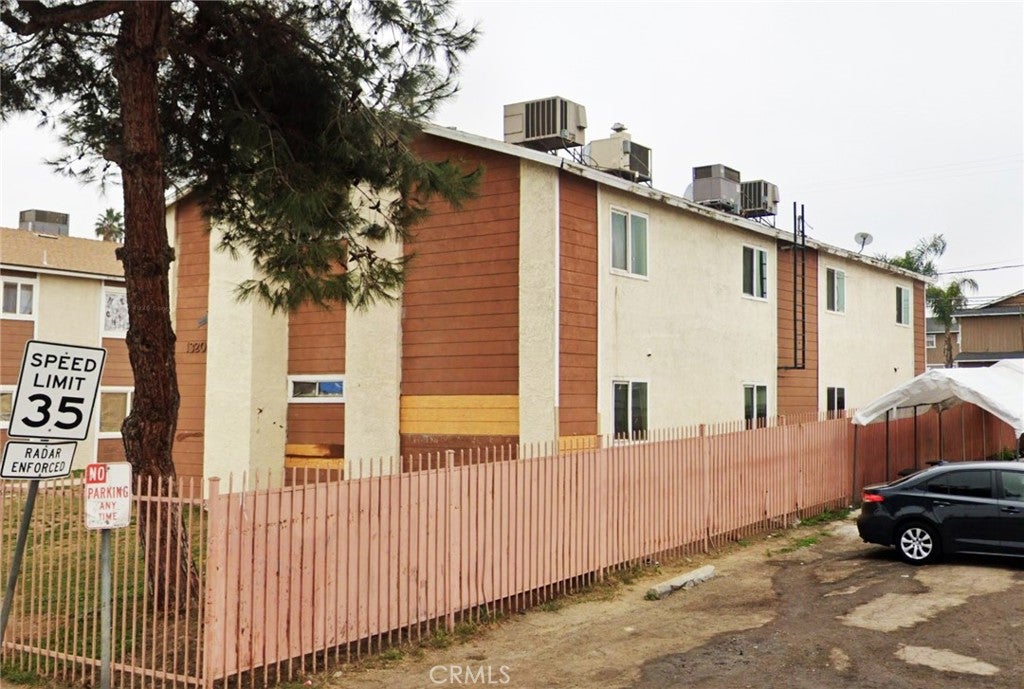 1320 Flower Street