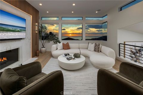 Photo of 1425 Skyline Drive, Laguna Beach, CA 92651 (MLS # OC26040711)