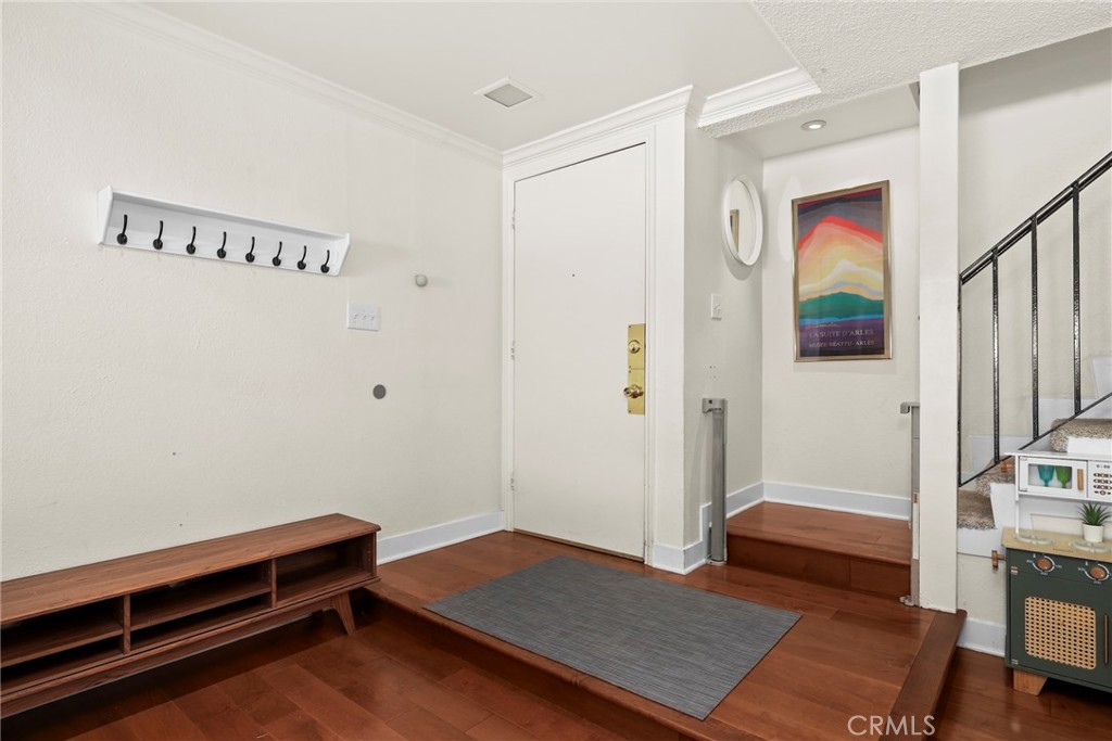 3565 Linden Avenue 323