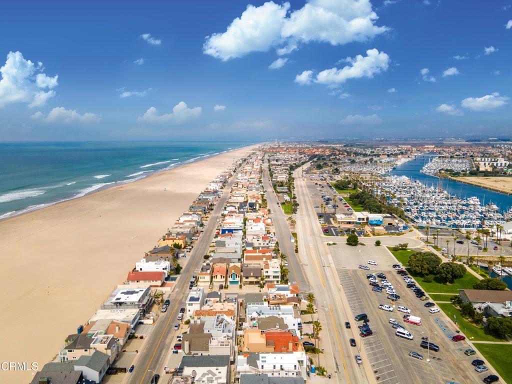 Photo of 3371 Ocean Drive, Oxnard, CA 93035 (MLS # V1-35238)