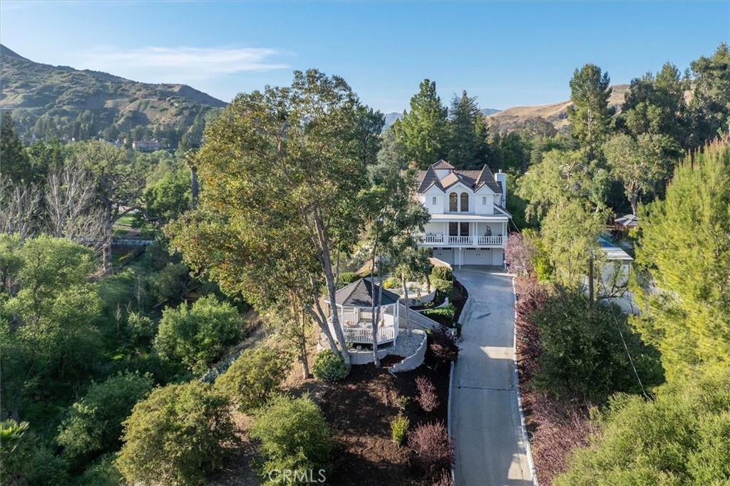28933 Wagon Road
