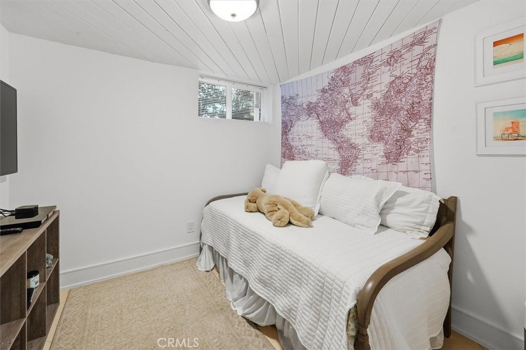 Agoura Hills, California, 91301, United States, 4 Bedrooms Bedrooms, ,5 BathroomsBathrooms,Residential,Active,2037162