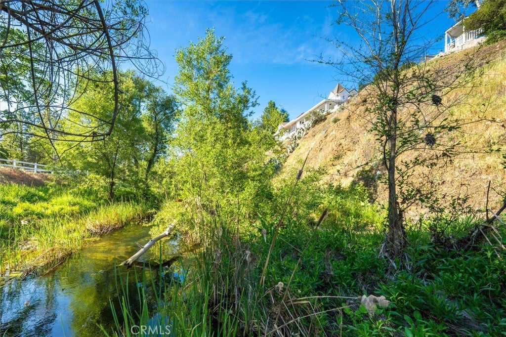 Agoura Hills, California, 91301, United States, 4 Bedrooms Bedrooms, ,5 BathroomsBathrooms,Residential,Active,2037162