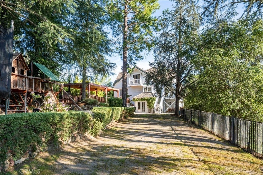 Agoura Hills, California, 91301, United States, 4 Bedrooms Bedrooms, ,5 BathroomsBathrooms,Residential,Active,2037162