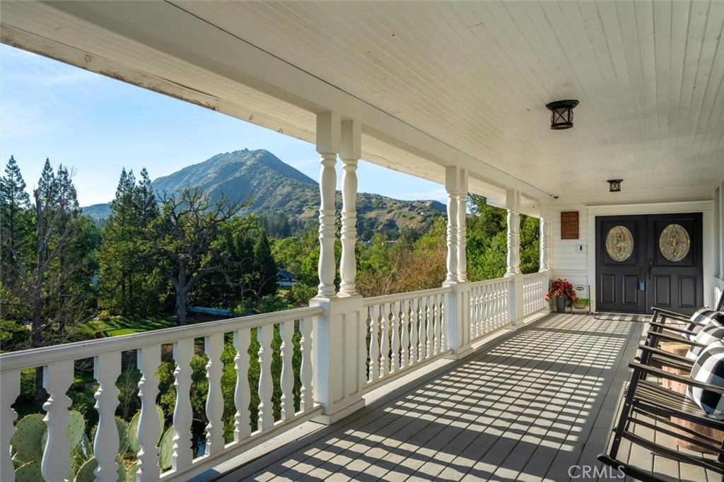 28933 Wagon Road
