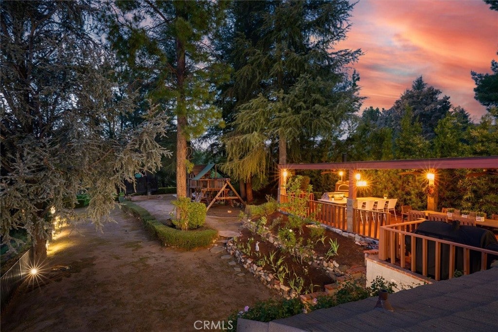 Agoura Hills, California, 91301, United States, 4 Bedrooms Bedrooms, ,5 BathroomsBathrooms,Residential,Active,2037162