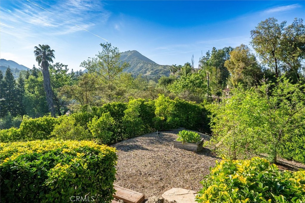 Agoura Hills, California, 91301, United States, 4 Bedrooms Bedrooms, ,5 BathroomsBathrooms,Residential,Active,2037162