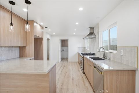 Photo of 12952 Elkwood, North Hollywood, CA 91605 (MLS # GD26029946)