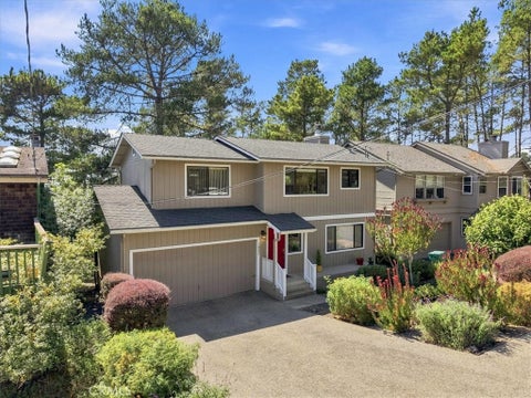 Photo of 1927 Norwich AVE, Cambria, CA 93428 (MLS # SC26195136)