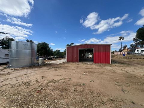 Photo of 2562 Mitten Ln. Ln, Ramona, CA 92065 (MLS # 260010042SD)
