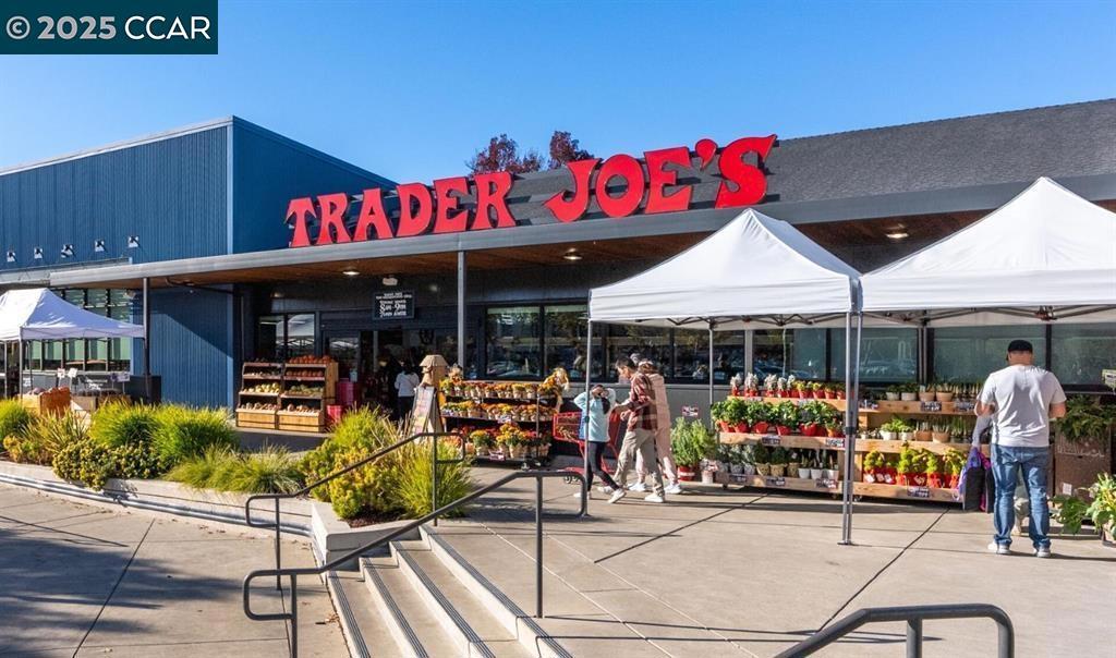 REFLECTIONS - Residential