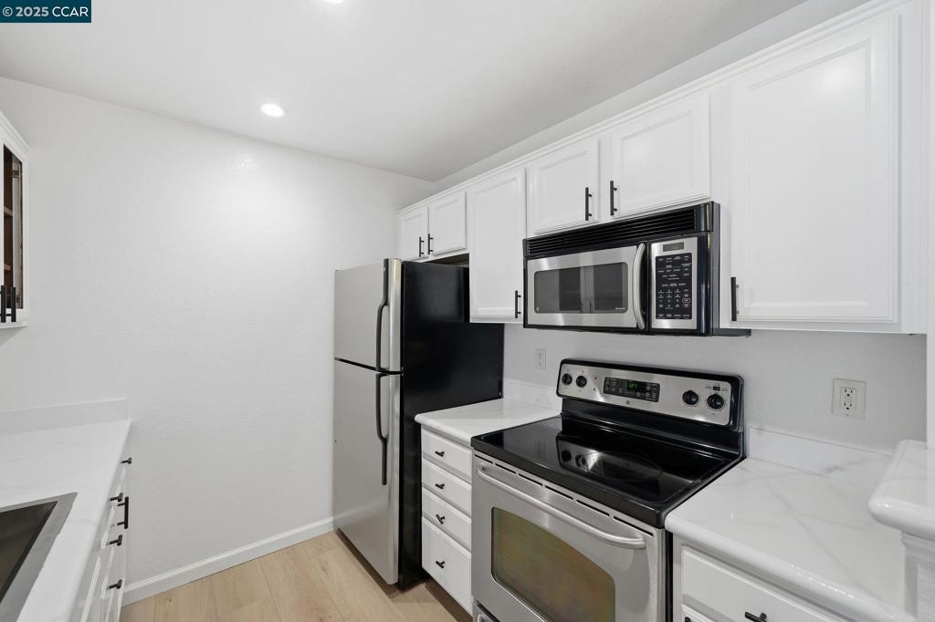 REFLECTIONS - Residential