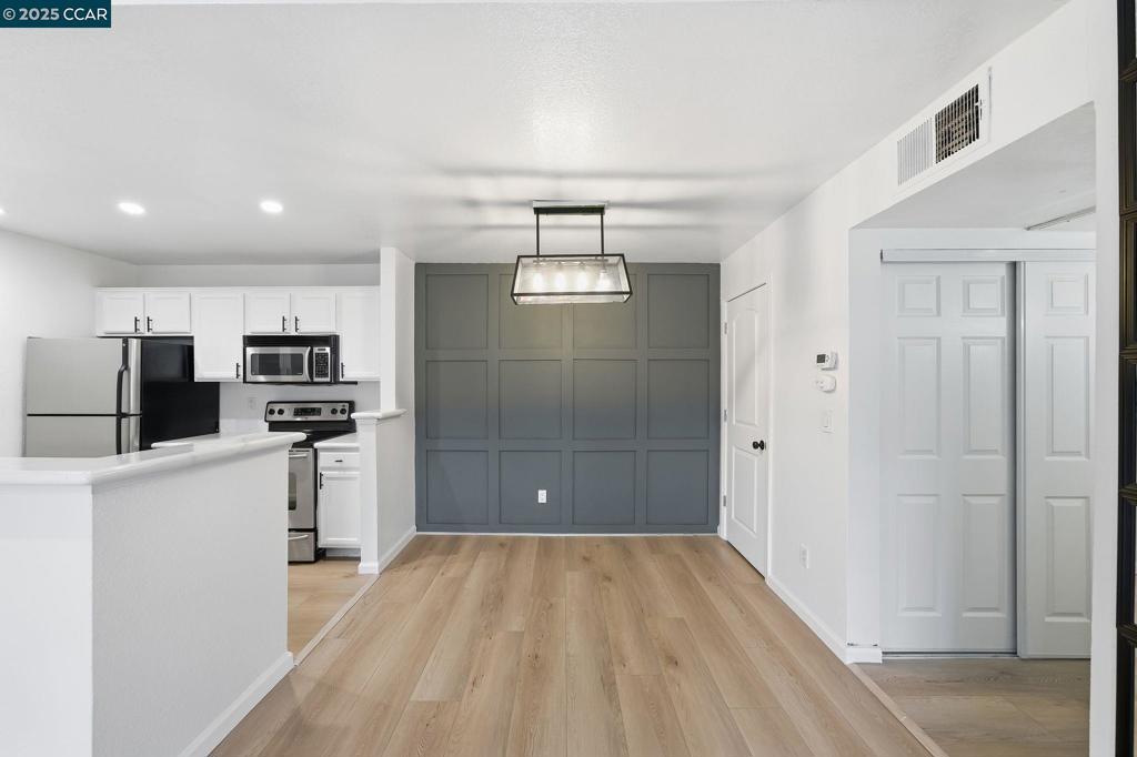 REFLECTIONS - Residential