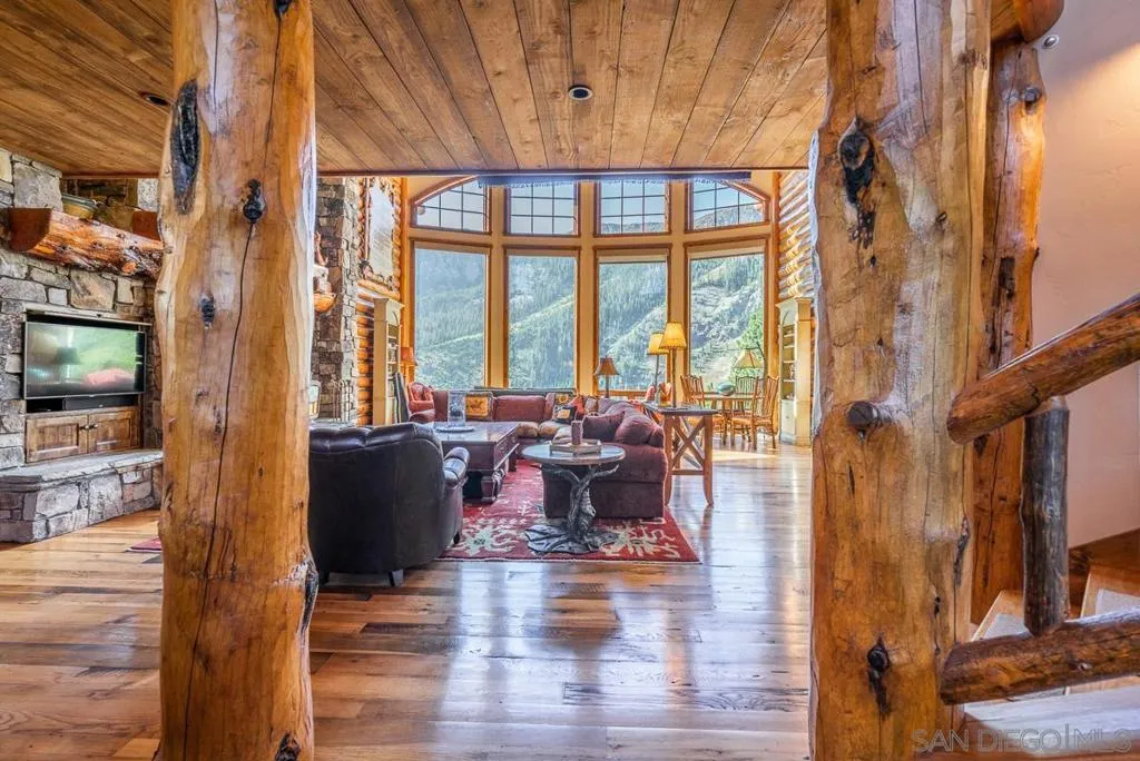 Mammoth Lakes, California 93546, United States, 5 Bedrooms Bedrooms, ,7 BathroomsBathrooms,Residential,Active,74642
