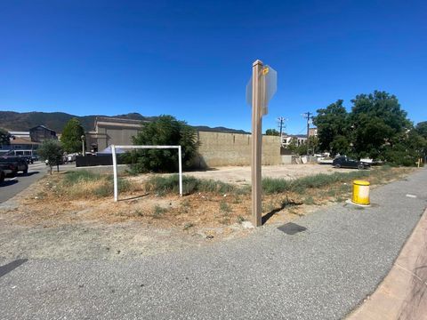 41915 4th Street Temecula CA 92590
