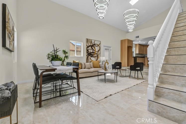 1632 W 221st