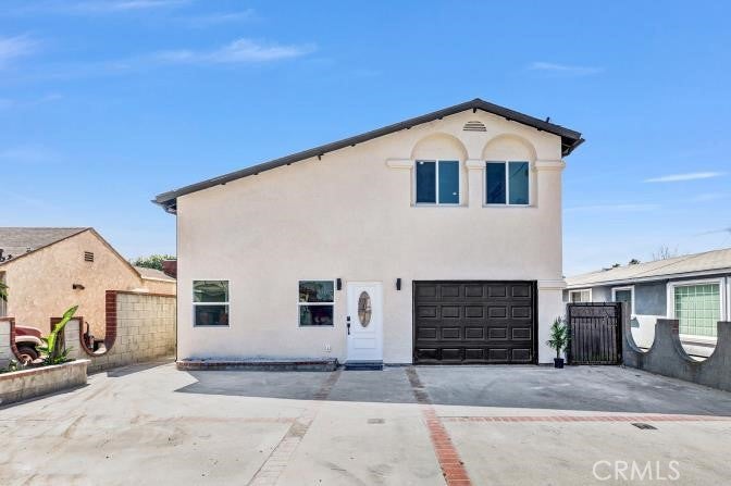 1632 W 221st St