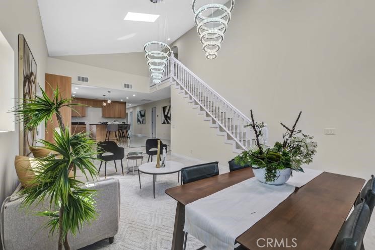 1632 W 221st