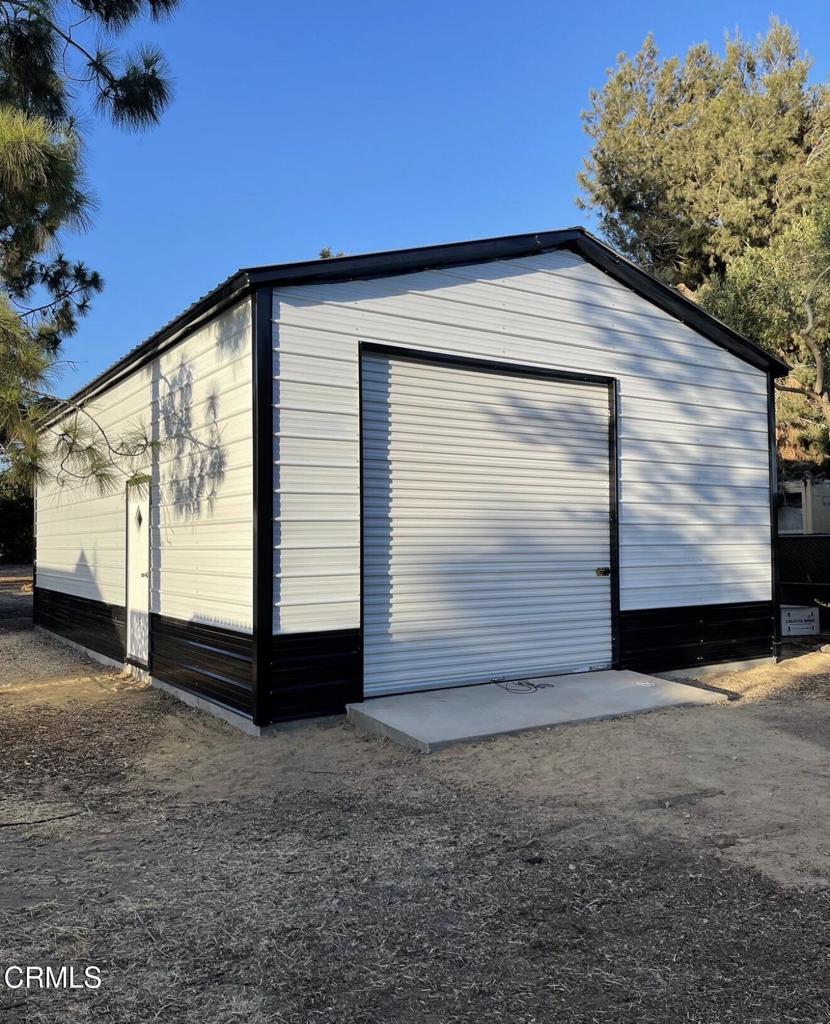 1177 E Collins Street