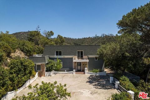 2639 kennington drive glendale ca 91206