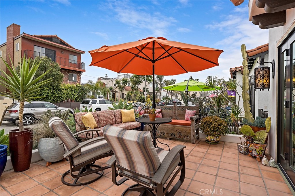 69 Santa Ana Avenue