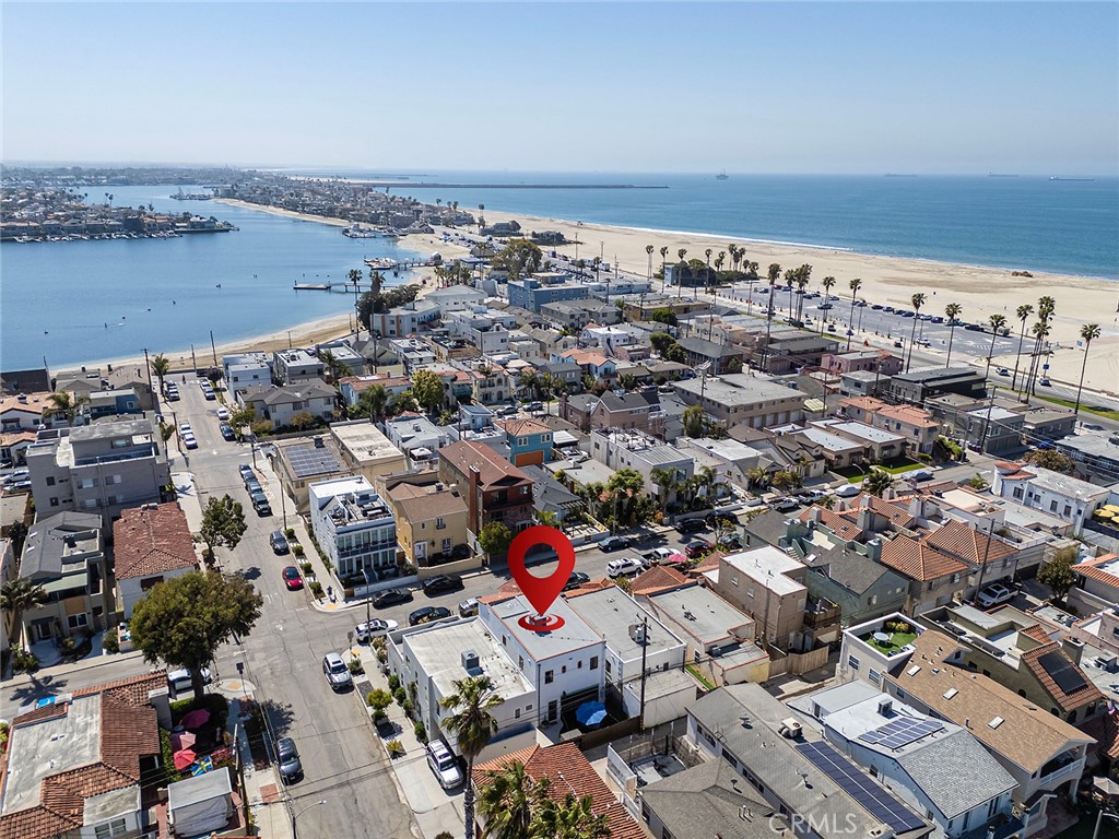 69 Santa Ana Avenue