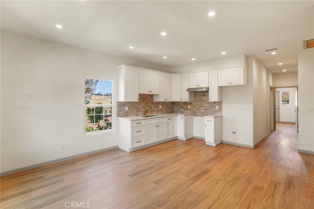 1241 W 22nd Street
