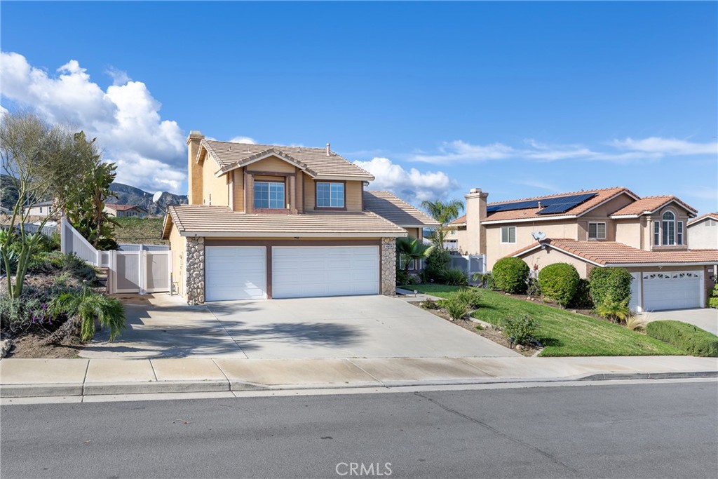 27353 Echo Canyon Court
