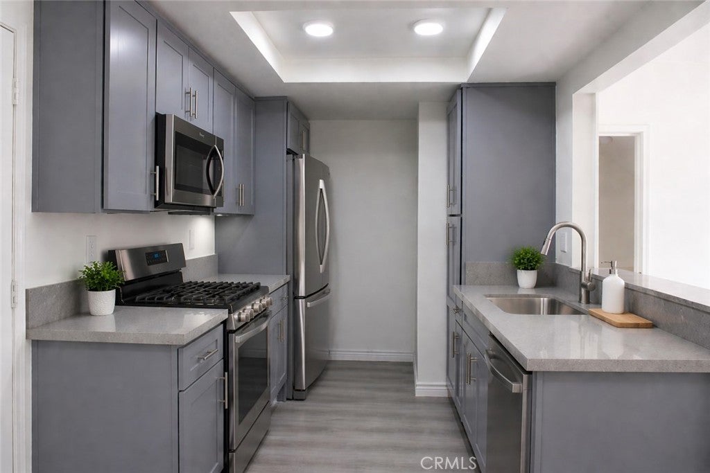 260 E Beverly Boulevard C