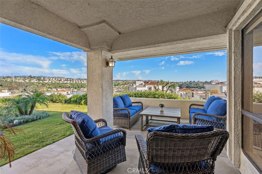 22522 Campos