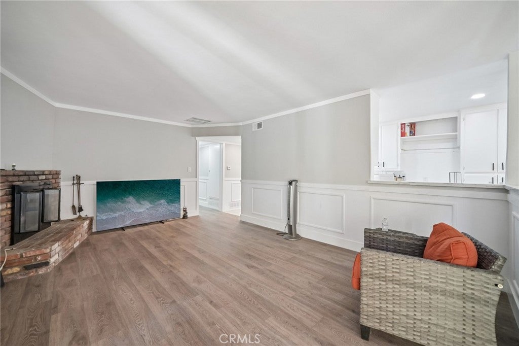 1112 E Avenue J4