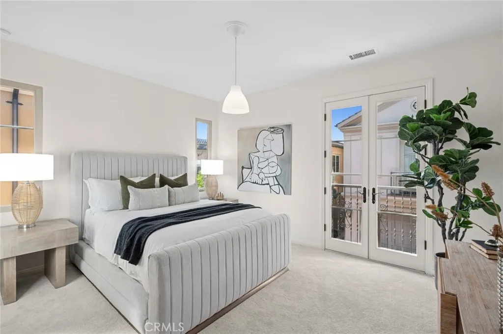 Irvine, California 92618, United States, 4 Bedrooms Bedrooms, ,4 BathroomsBathrooms,Residential,Active,244648