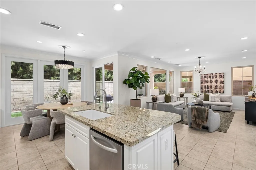 Irvine, California 92618, United States, 4 Bedrooms Bedrooms, ,4 BathroomsBathrooms,Residential,Active,244648