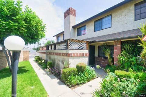 Photo of 15426 Hayland St, La Puente, CA 91744 (MLS # CV25271114)