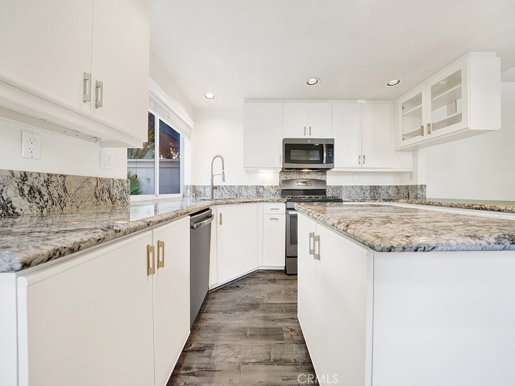 1031 Via Presa, San Clemente CA 92672 - Photo 11