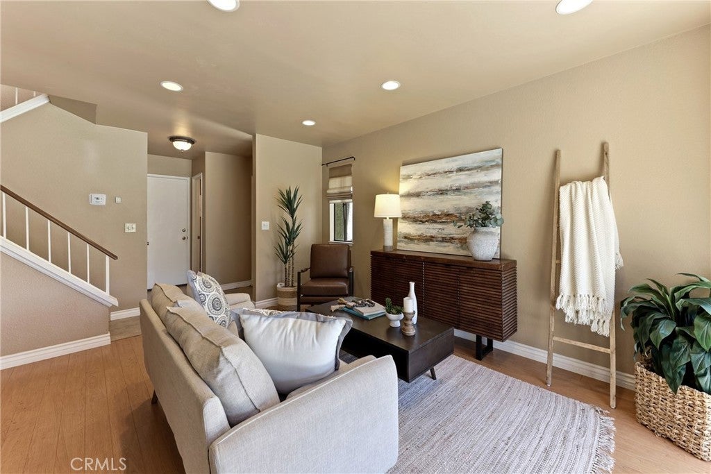 854 Endicott