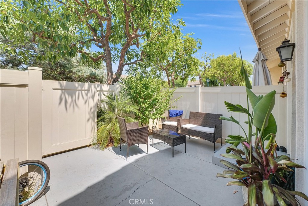 8449 E Arrowhead Way