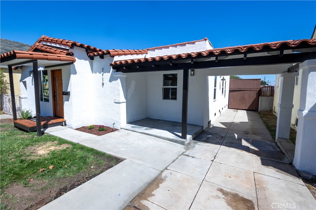 Beautifully Renovated Spanish Home!
This stunning 3-bedroom, 2-bath residence is located in a quiet, pride-of-ownership neighborhood. The main house offers 1,142 SQ FT of modern living space, plus a converted detached garage ADU with 522 SQ FT (Buyer to verify permits).
This move-in-ready gem combines style, space, and flexibility, and is tastefully upgraded with contemporary fixtures. From the moment you step inside, you are greeted by the open and airy floor plan filled with rich natural light, thoughtfully designed for today’s lifestyle. You’ll appreciate the attention to detail throughout this home.
The kitchen boasts modern finishes, including new stone countertops, new cabinets, and stainless steel appliances. The home features a master bedroom with a private bathroom. All bathrooms have been stylishly renovated with new vanities, modern lighting, and updated plumbing fixtures, making each space feel fresh and contemporary.
Recent upgrades include premium new flooring, double-pane windows, recessed lighting, a tankless water heater, mini split A/C units, fresh interior and exterior paint, a new electrical panel, and new plumbing.
Enjoy the privacy and security of a fully fenced yard with a gated entrance, creating a safe and welcoming space for pets, play, and outdoor entertaining. The converted detached garage features a bedroom with its own bathroom, kitchenette, and A/C split unit—an ideal setup for guest stays or high-demand Airbnb. An ample concrete driveway provides parking for multiple cars.
Located in a friendly neighborhood with a strong sense of community, this home is close to The Forum, SoFi Stadium, and sits in one of LA’s hottest up-and-coming areas. Easy access to the 110 and 105 freeways puts downtown, the South Bay, and LAX just minutes away.
Whether you’re searching for your forever home or a smart investment with rental potential, 7710 S Halldale Ave offers it all. This one won’t last—schedule your tour today!