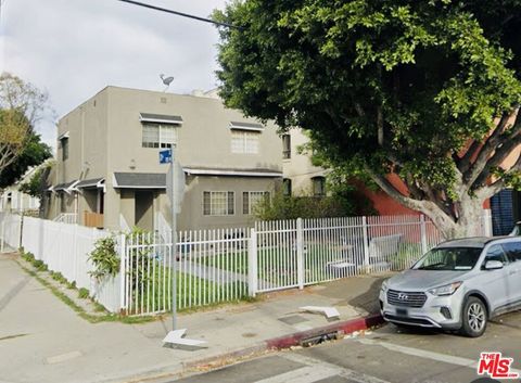 Photo of 1981 Estrella Avenue, Los Angeles, CA 90007 (MLS # 26830411)
