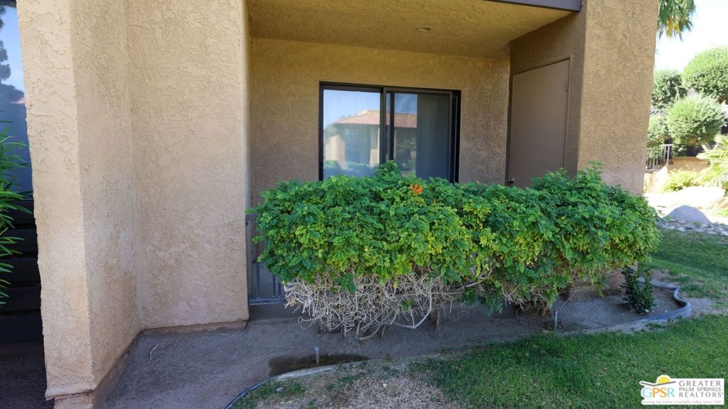 Cathedral Springs - Residential